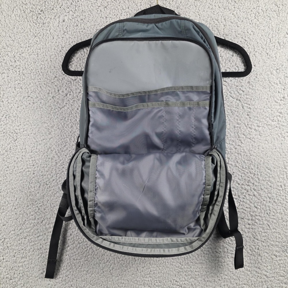 Timbuk2 Backpack Mens‎ Medium Gray Laptop Parkside Zip Pockets Organizer